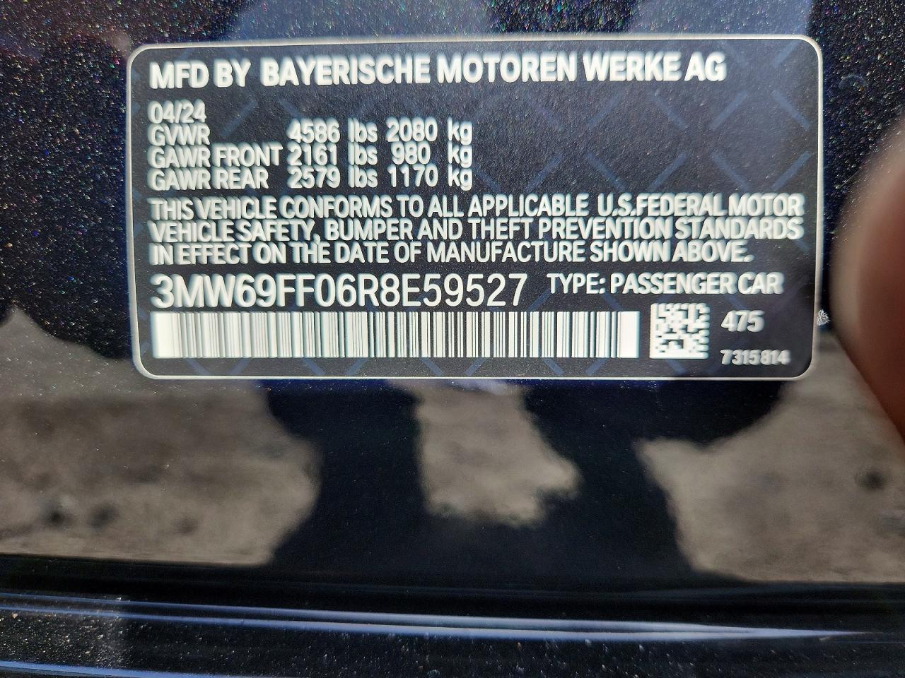 2024 BMW 330I - zdjęcie 12