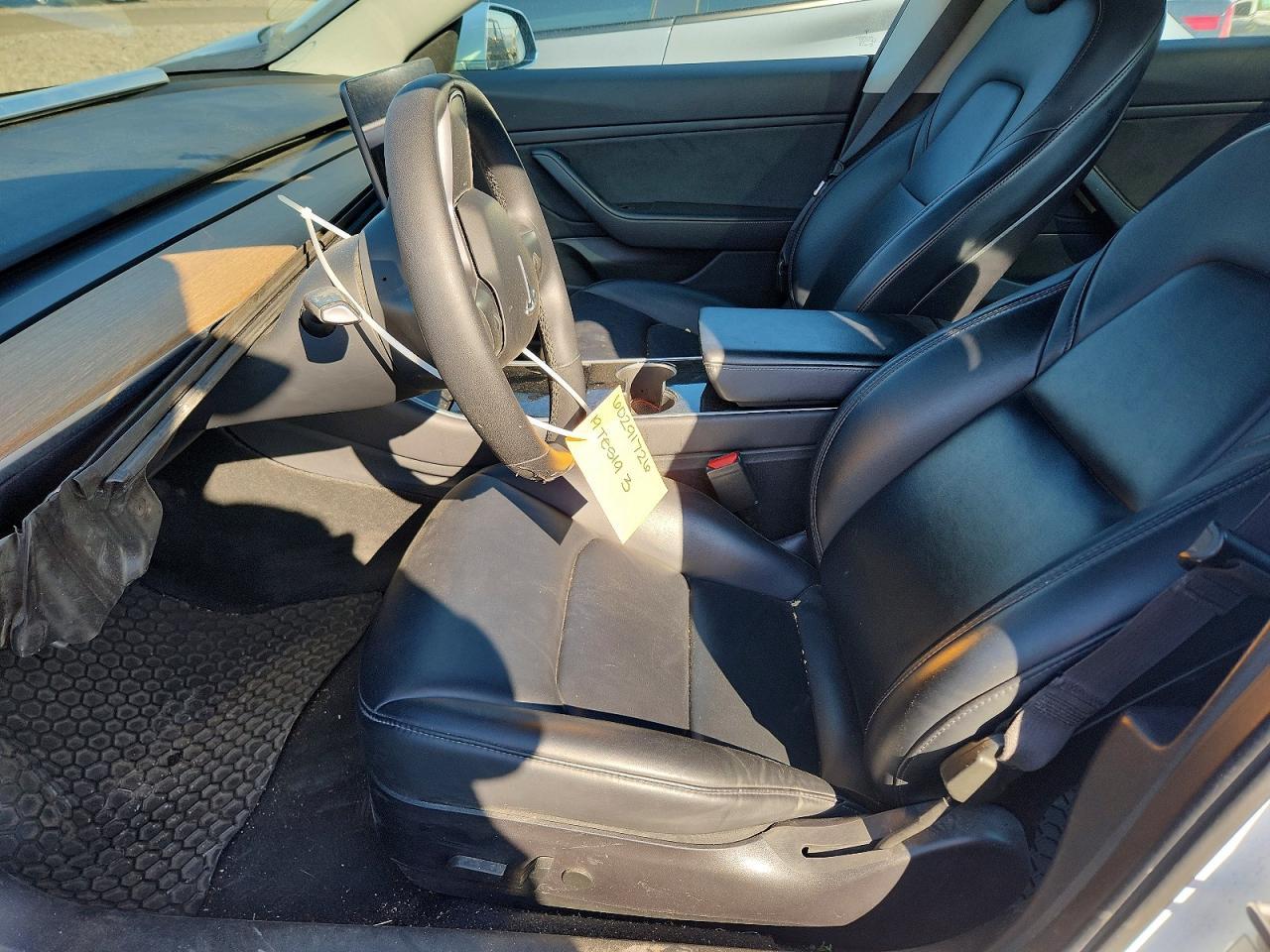 2019 Tesla Model 3 - zdjęcie 7