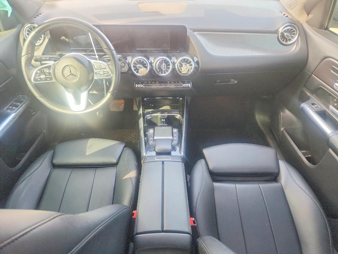 2021 Mercedes-Benz Gla 250 - zdjęcie 8