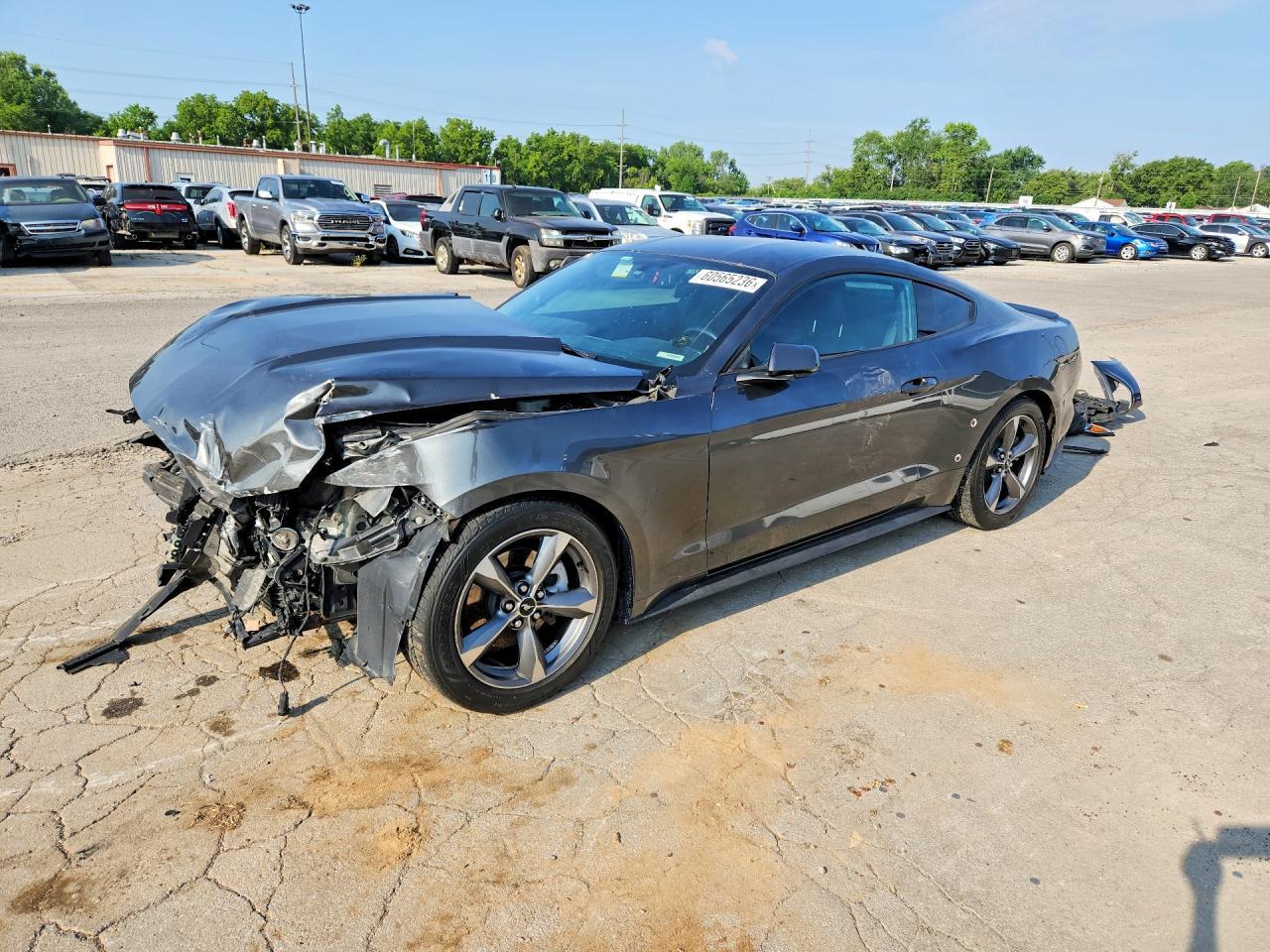 2017 Ford Mustang - zdjęcie główne