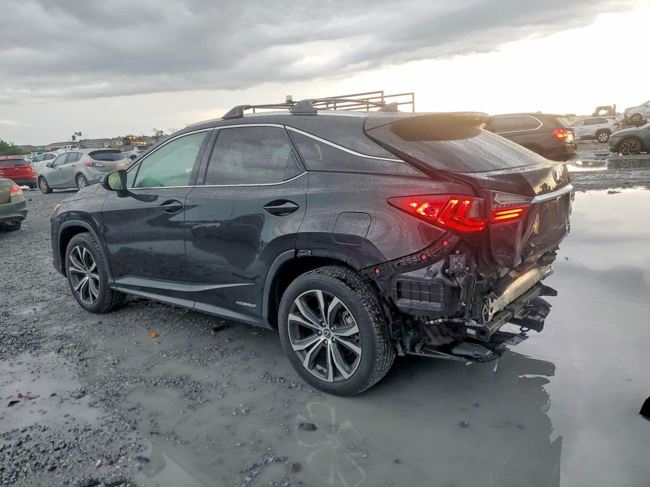 2022 Lexus Rx - zdjęcie 2