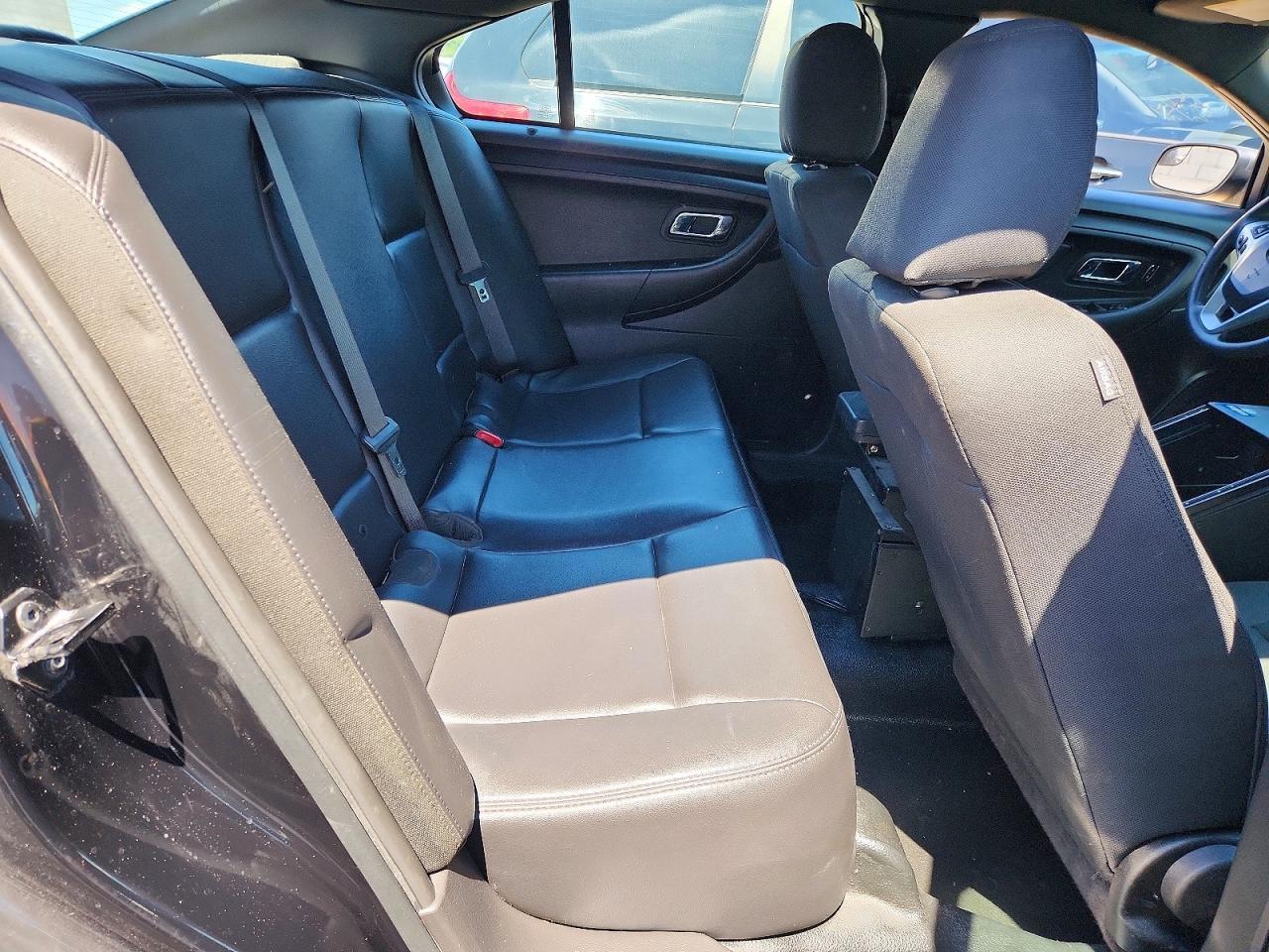 2018 Ford Taurus Police Interceptor - zdjęcie 10