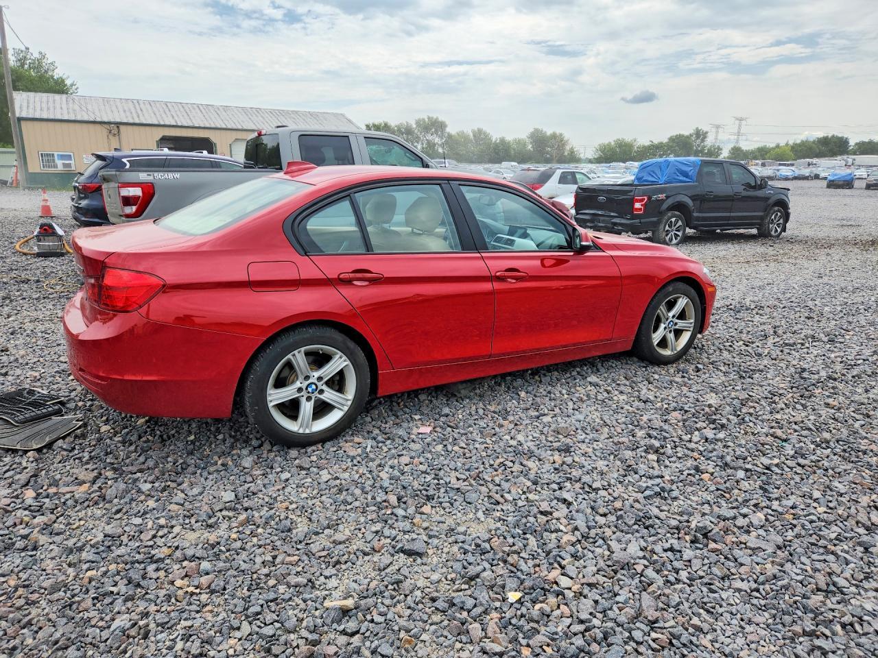 2013 BMW Seria 3 328i - zdjęcie 3