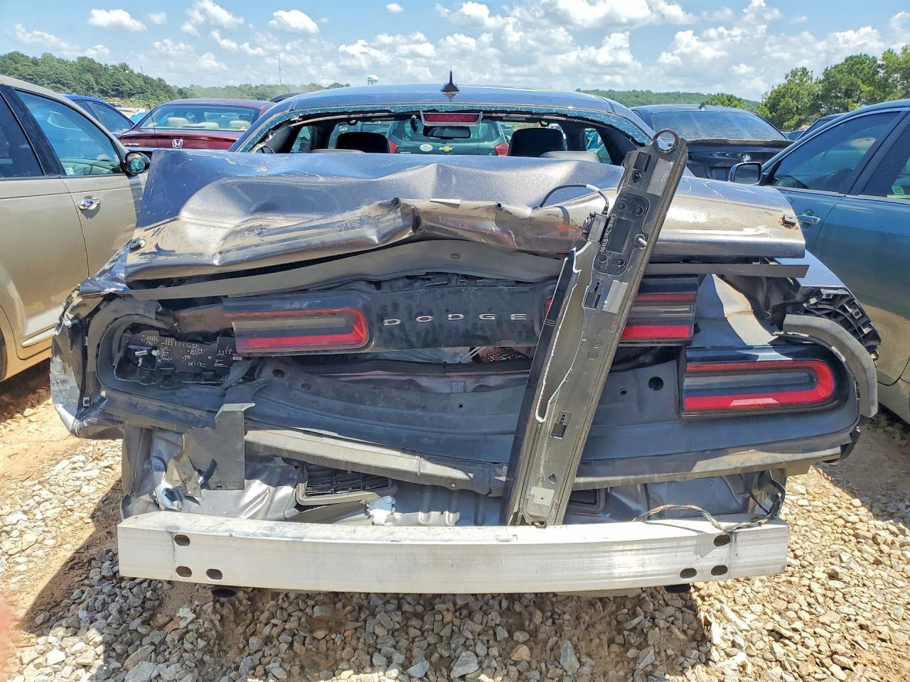 2016 Dodge Challenger Sxt - zdjęcie 6