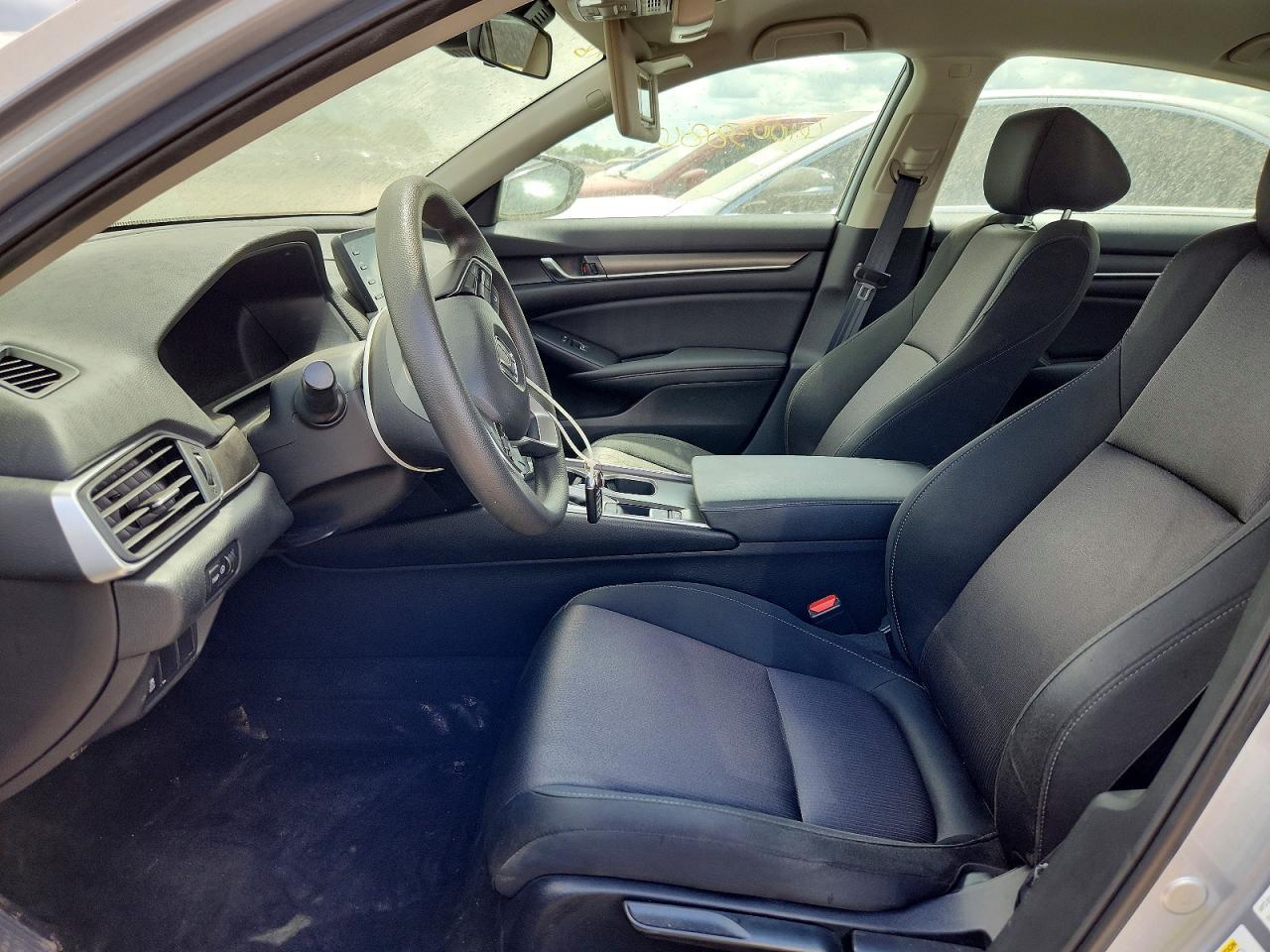 2020 Honda Accord Lx - zdjęcie 7
