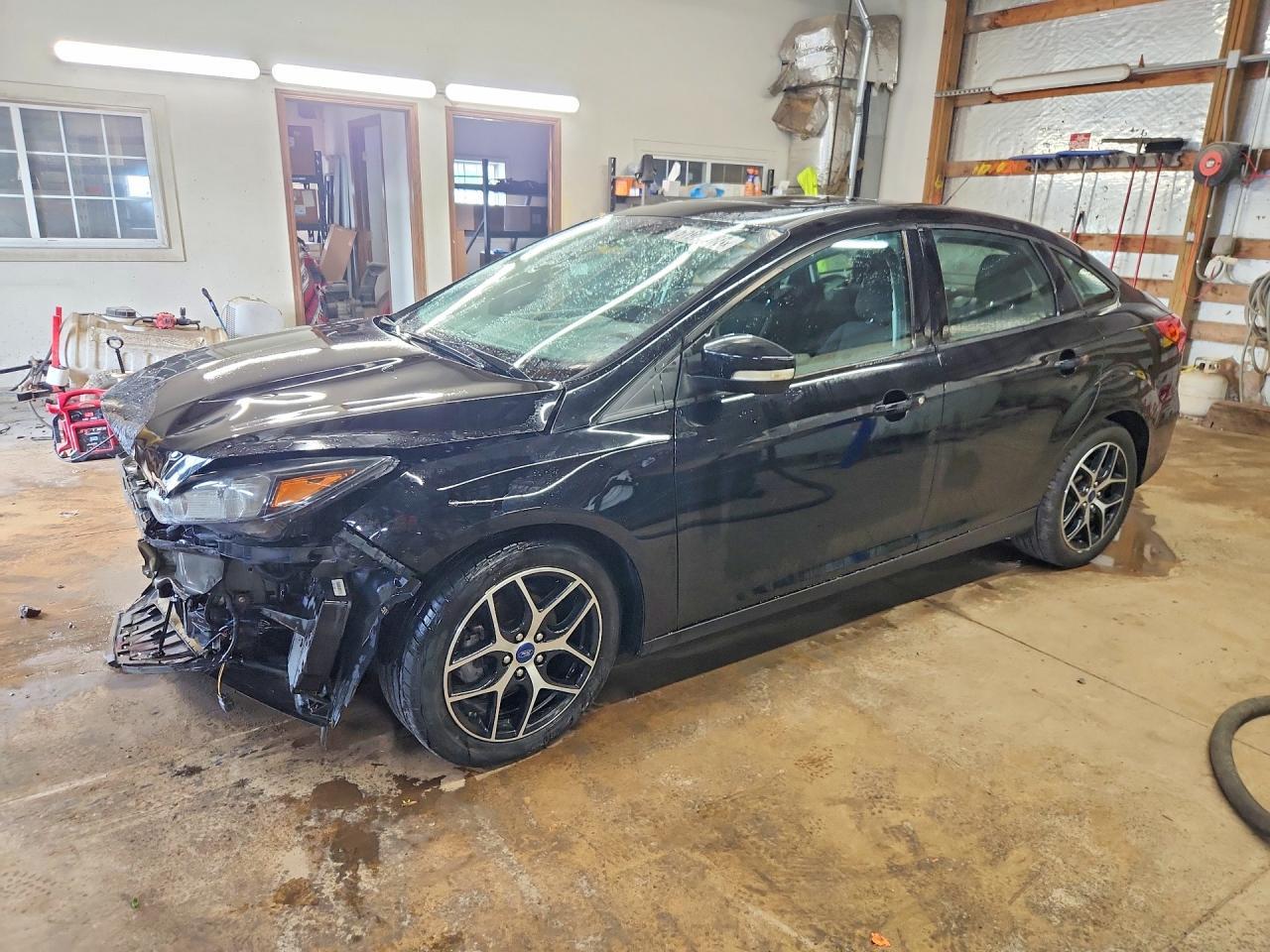2017 Ford Focus Sel - zdjęcie główne