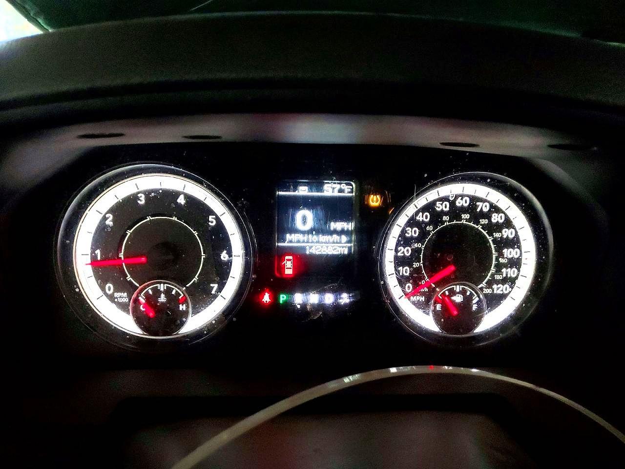 2016 Ram 1500 St - zdjęcie 9