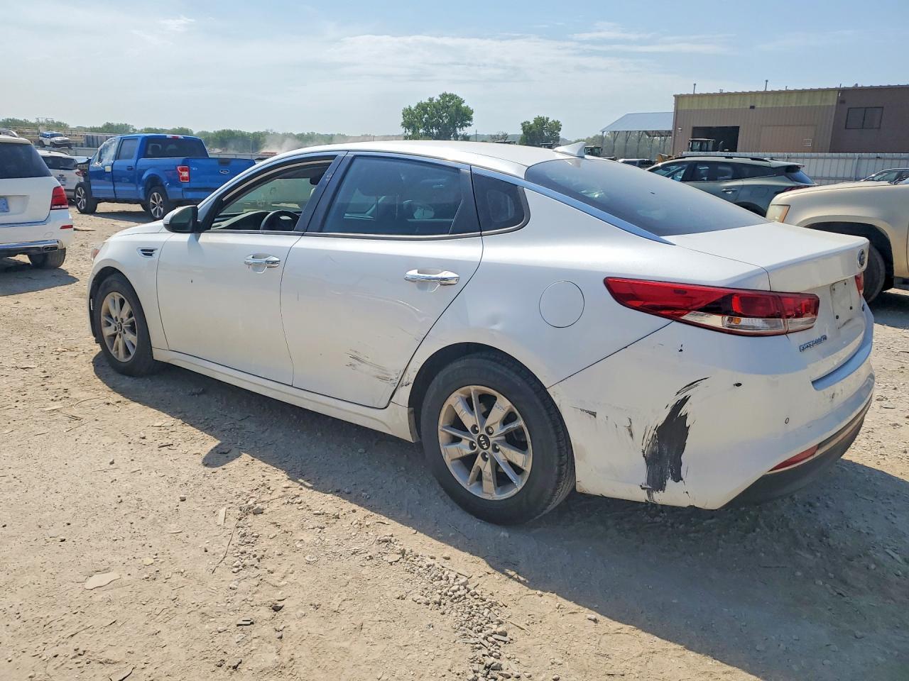 2018 Kia Optima Lx - zdjęcie 2