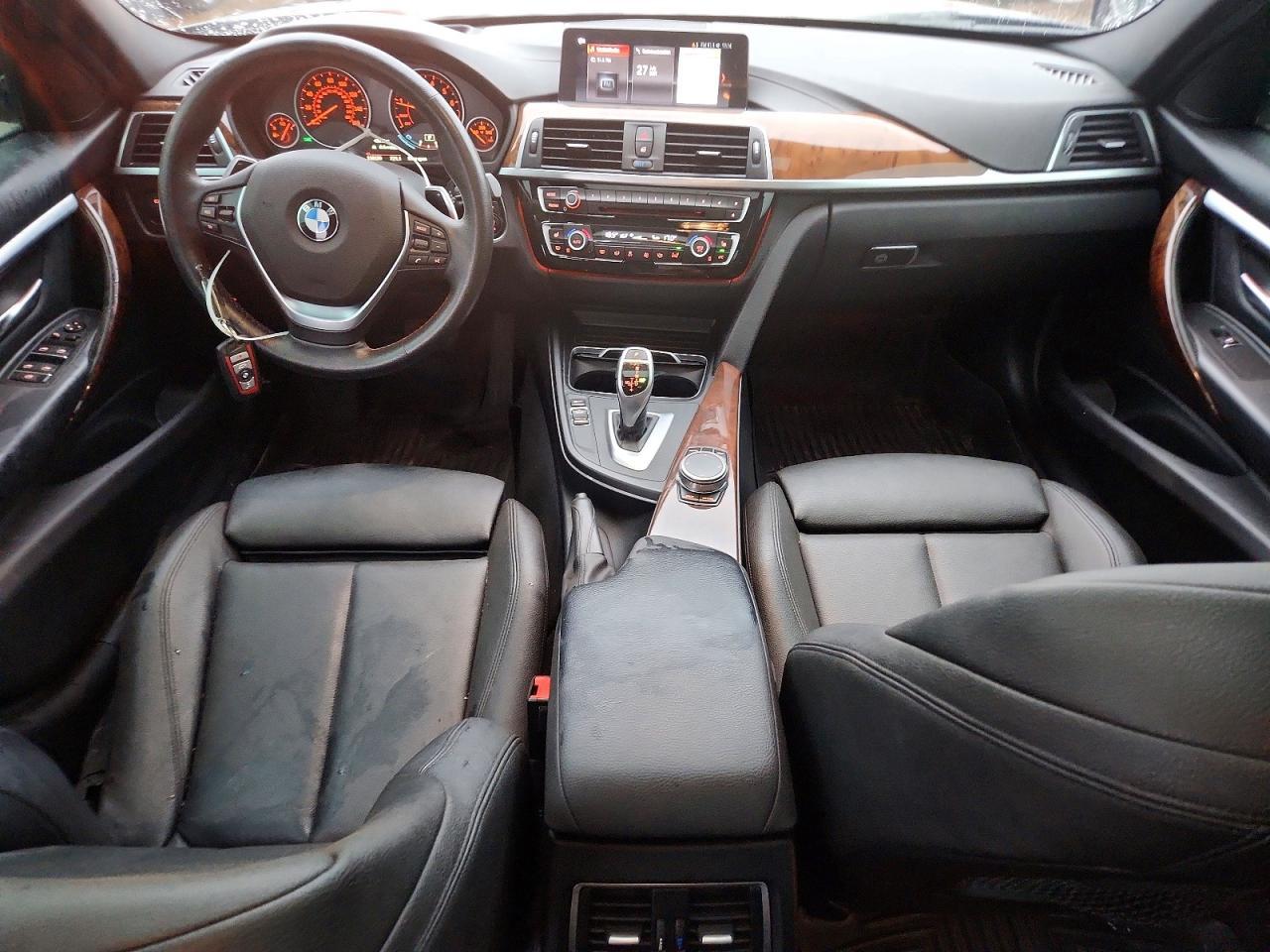 2018 BMW Seria 3 330i - zdjęcie 8