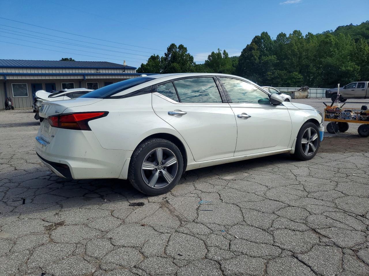 2019 Nissan Altima Sl - zdjęcie 3
