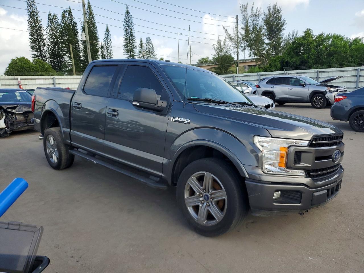 2018 Ford F150 Supercrew - zdjęcie 4