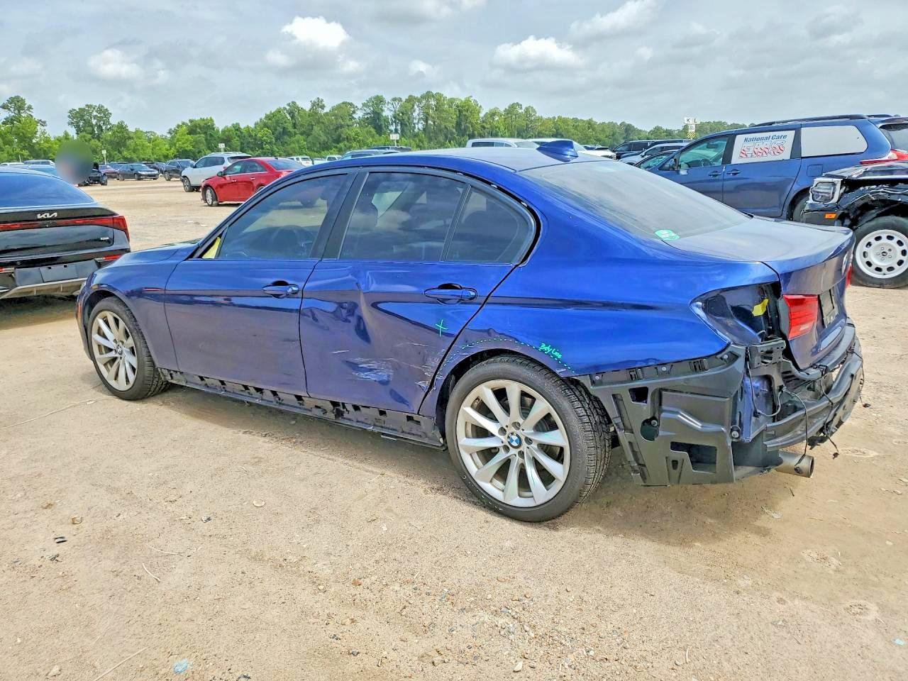 2018 BMW 320 I - zdjęcie 2