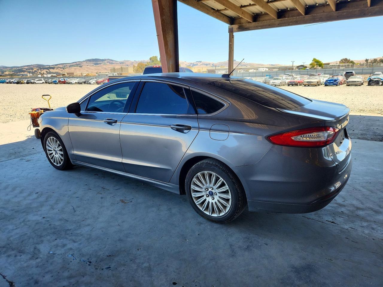 2014 Ford Fusion Se Hybrid - zdjęcie 2