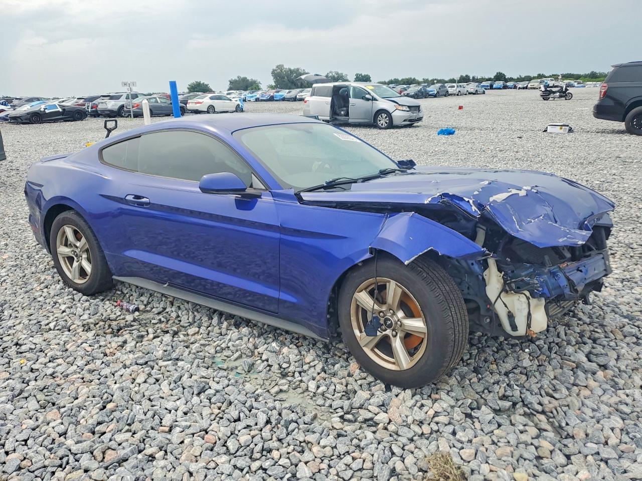 2015 Ford Mustang - zdjęcie 4