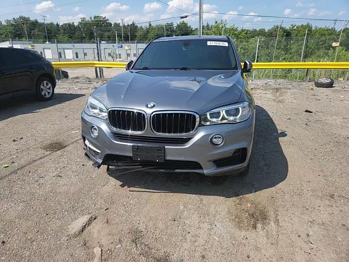 2016 BMW X5 xDrive35I - zdjęcie 14