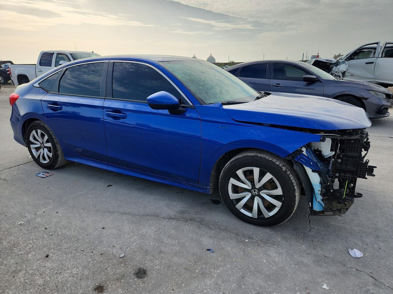 2022 Honda Civic Lx - zdjęcie 4