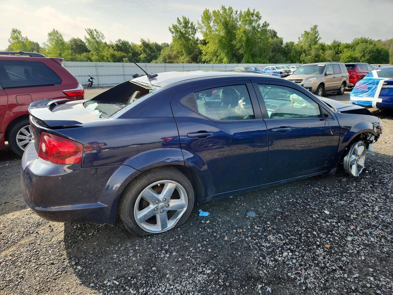 2013 Dodge Avenger Se - zdjęcie 3