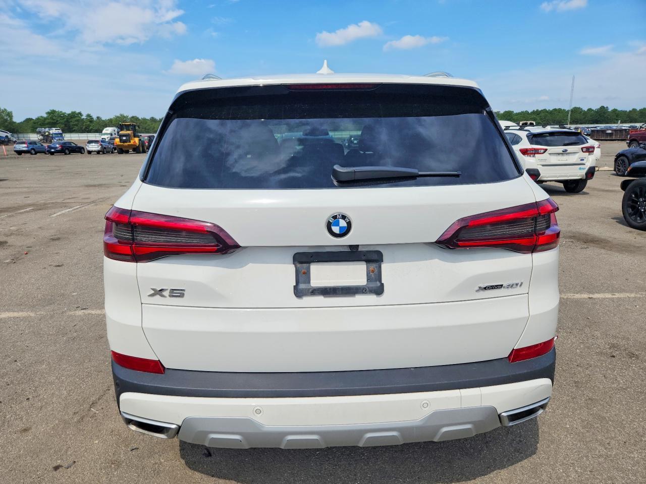 2023 BMW X5 xDrive40I - zdjęcie 6