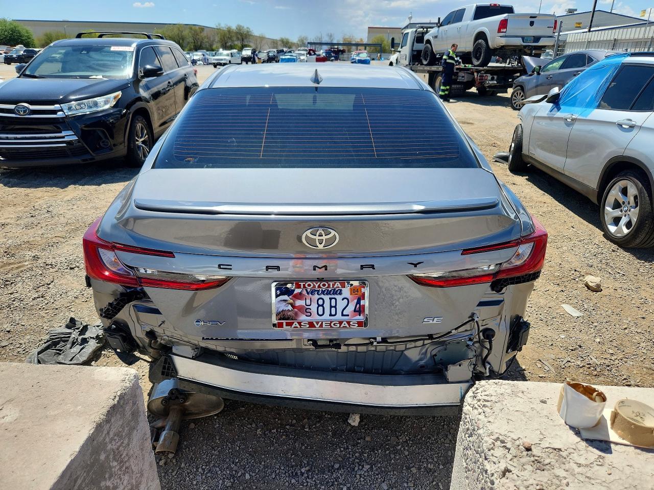 2026 Toyota Camry - zdjęcie 6