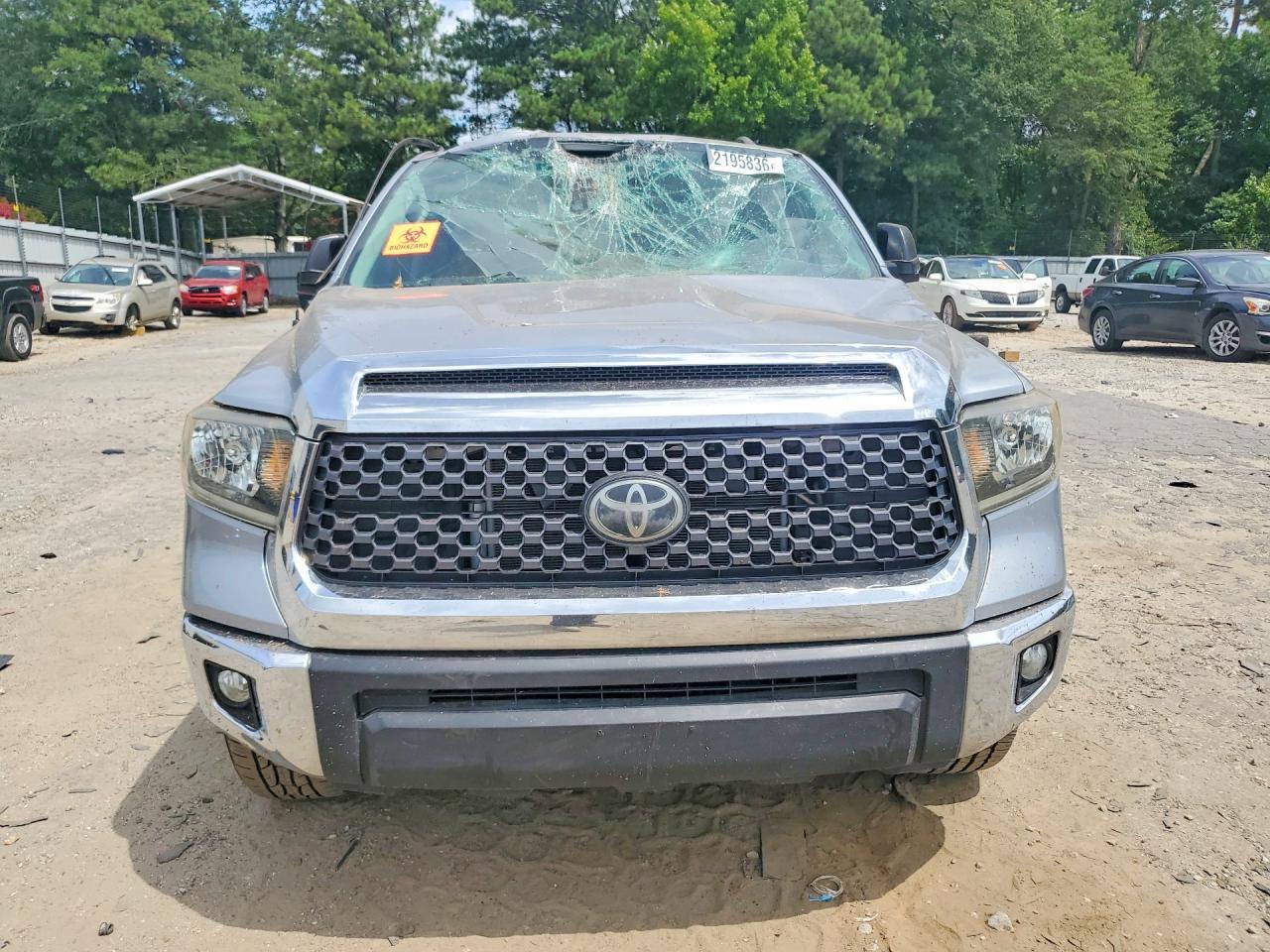 2018 Toyota Tundra Sr5 - zdjęcie 5