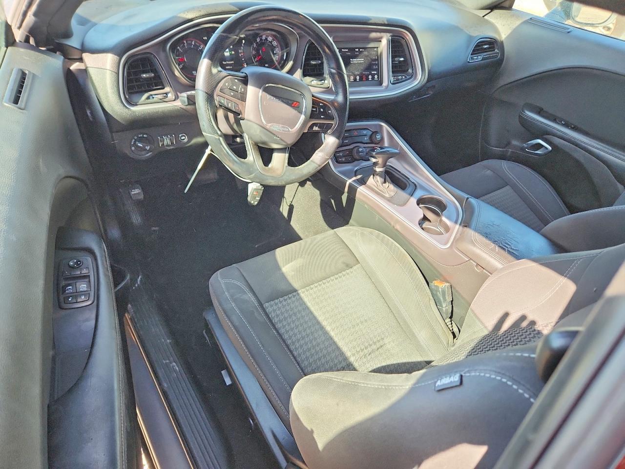 2019 Dodge Challenger Sxt - zdjęcie 8