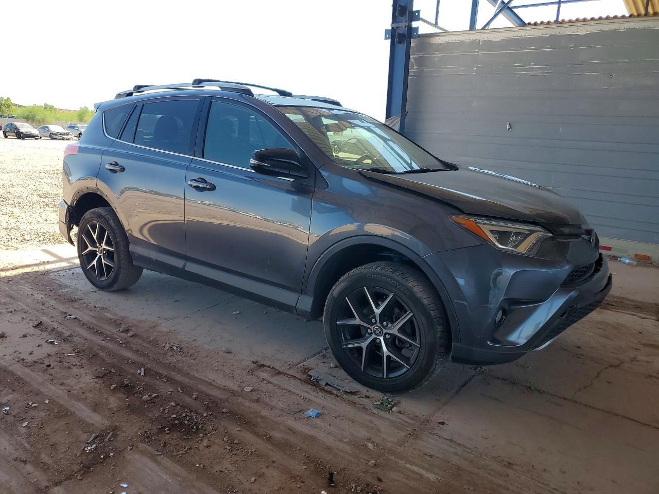 2017 Toyota Rav4 Se - zdjęcie 4