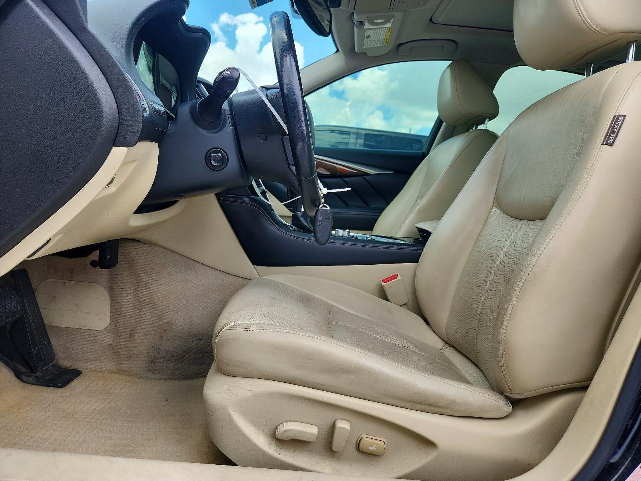 2015 Infi Q50 - zdjęcie 7