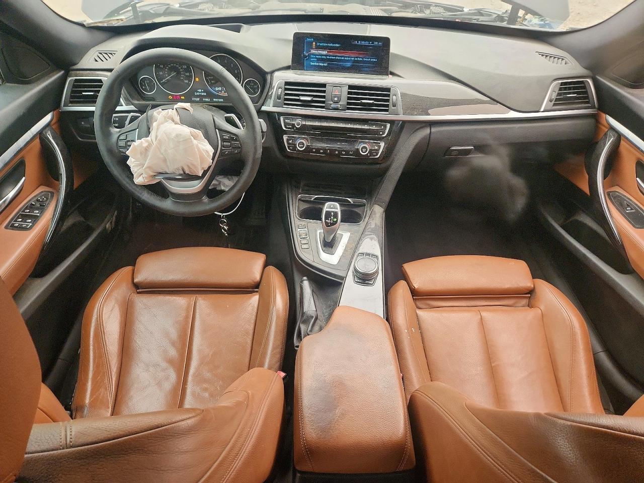 2017 BMW Seria 3 330i - zdjęcie 8