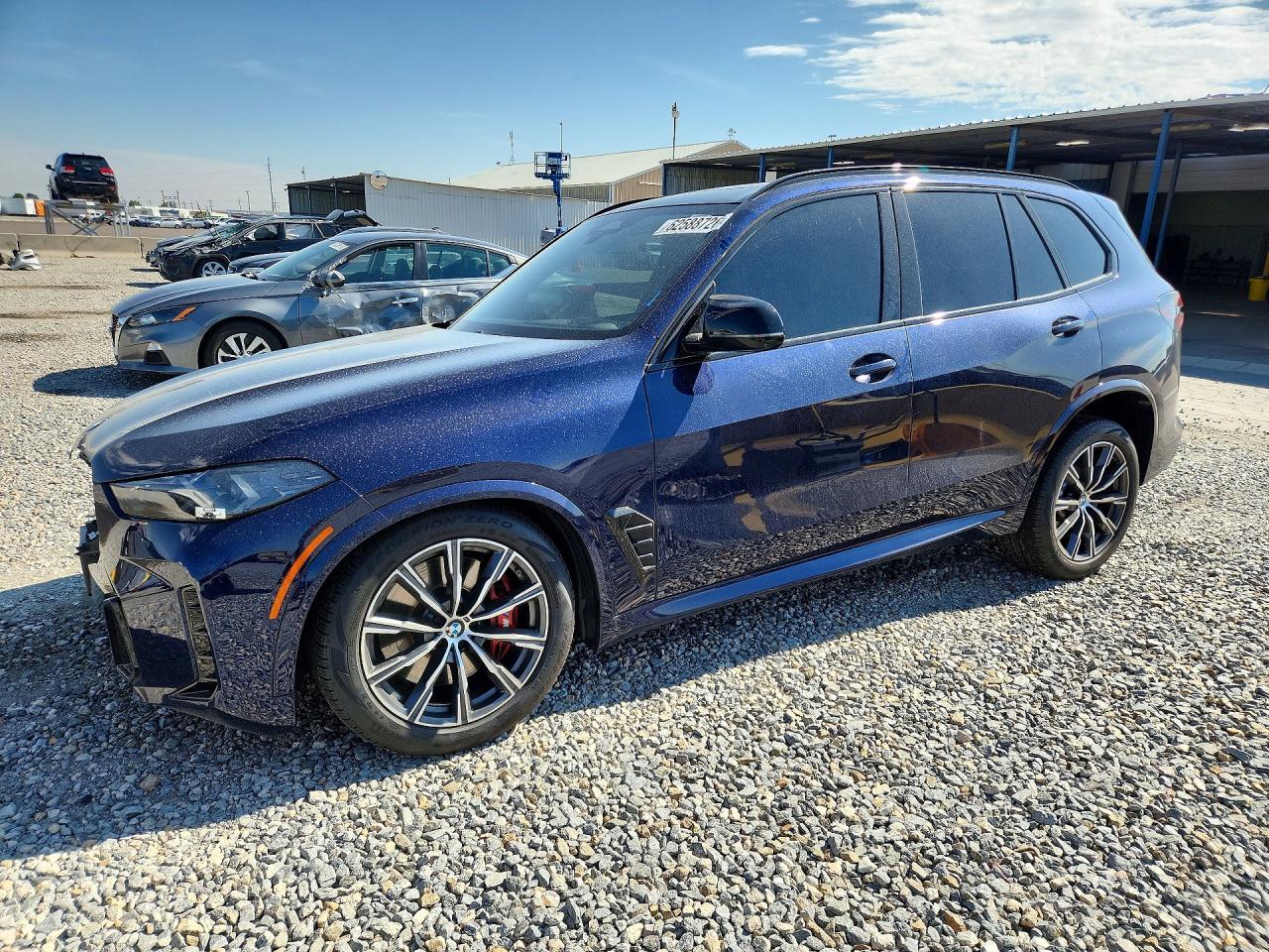 2025 BMW X5 M60I - zdjęcie główne