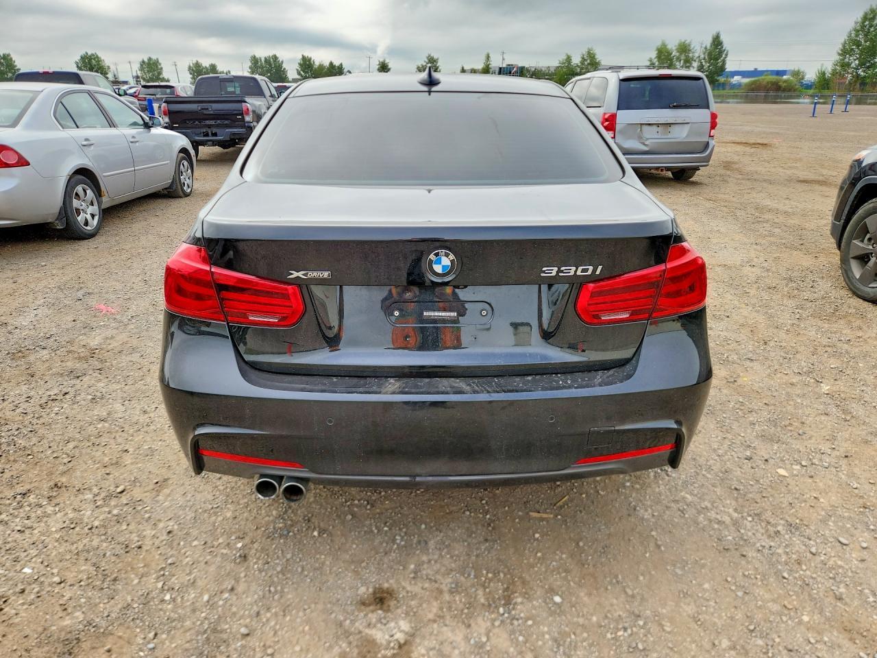 2018 BMW Seria 3 330i - zdjęcie 6