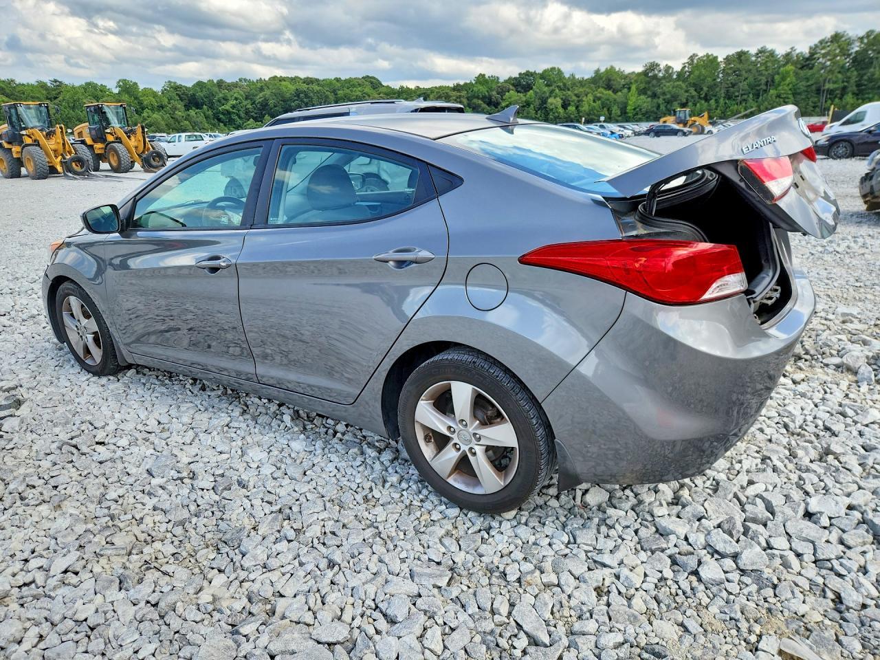 2013 Hyundai Elantra Gls - zdjęcie 2
