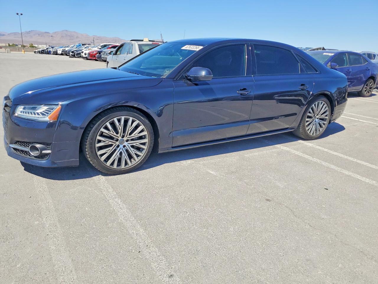 2017 Audi A8 L Quattro - zdjęcie główne