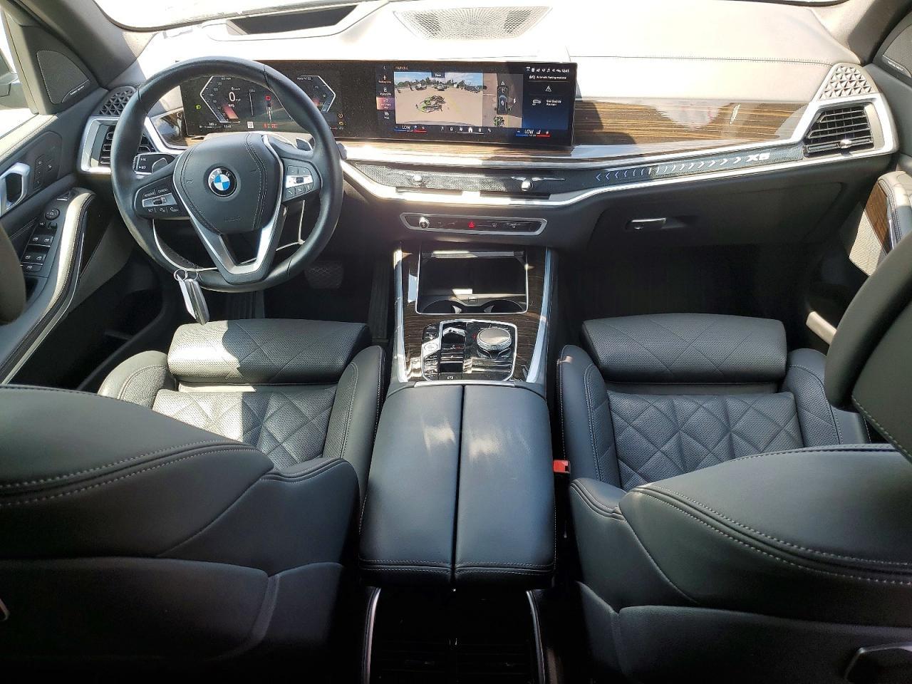 2024 BMW X5 xDrive40I - zdjęcie 8