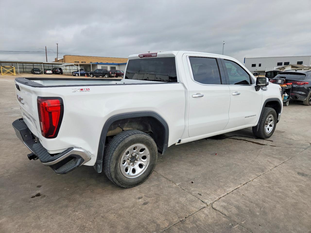 2023 GMC Sierra K1500 Slt - zdjęcie 3
