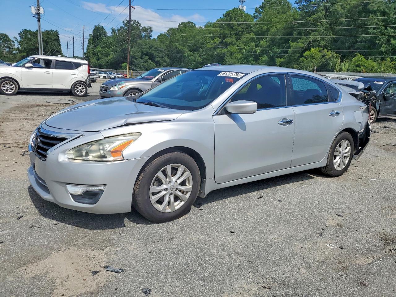 2014 Nissan Altima 2.5 S - zdjęcie główne