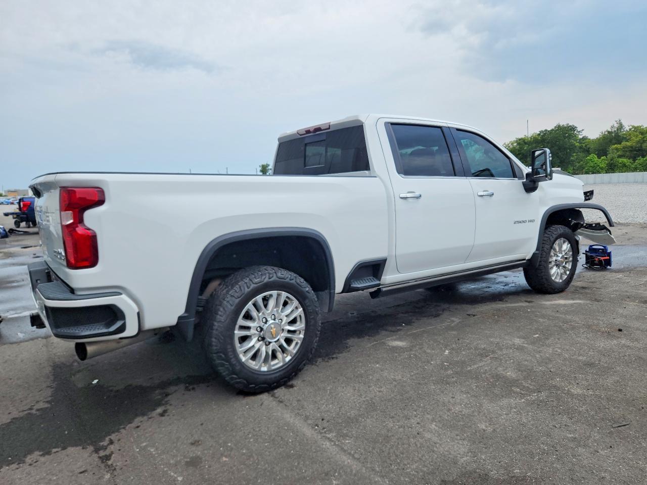 2021 Chevrolet Silverado K2500 High Country - zdjęcie 3