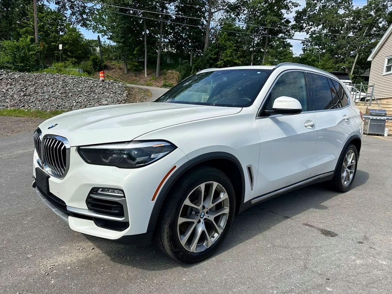2020 BMW X5 xDrive40I - zdjęcie główne