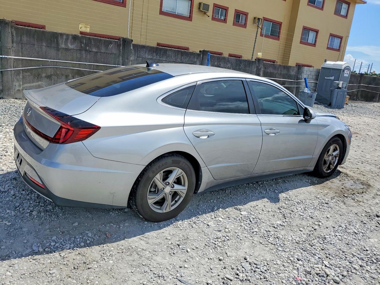 2021 Hyundai Sonata Se - zdjęcie 3