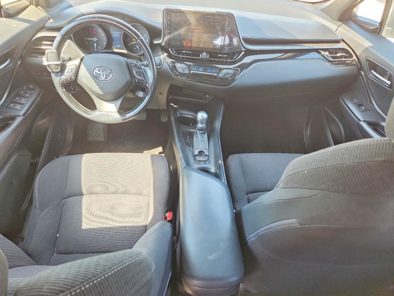 2018 Toyota C-Hr Xle Premium - zdjęcie 8