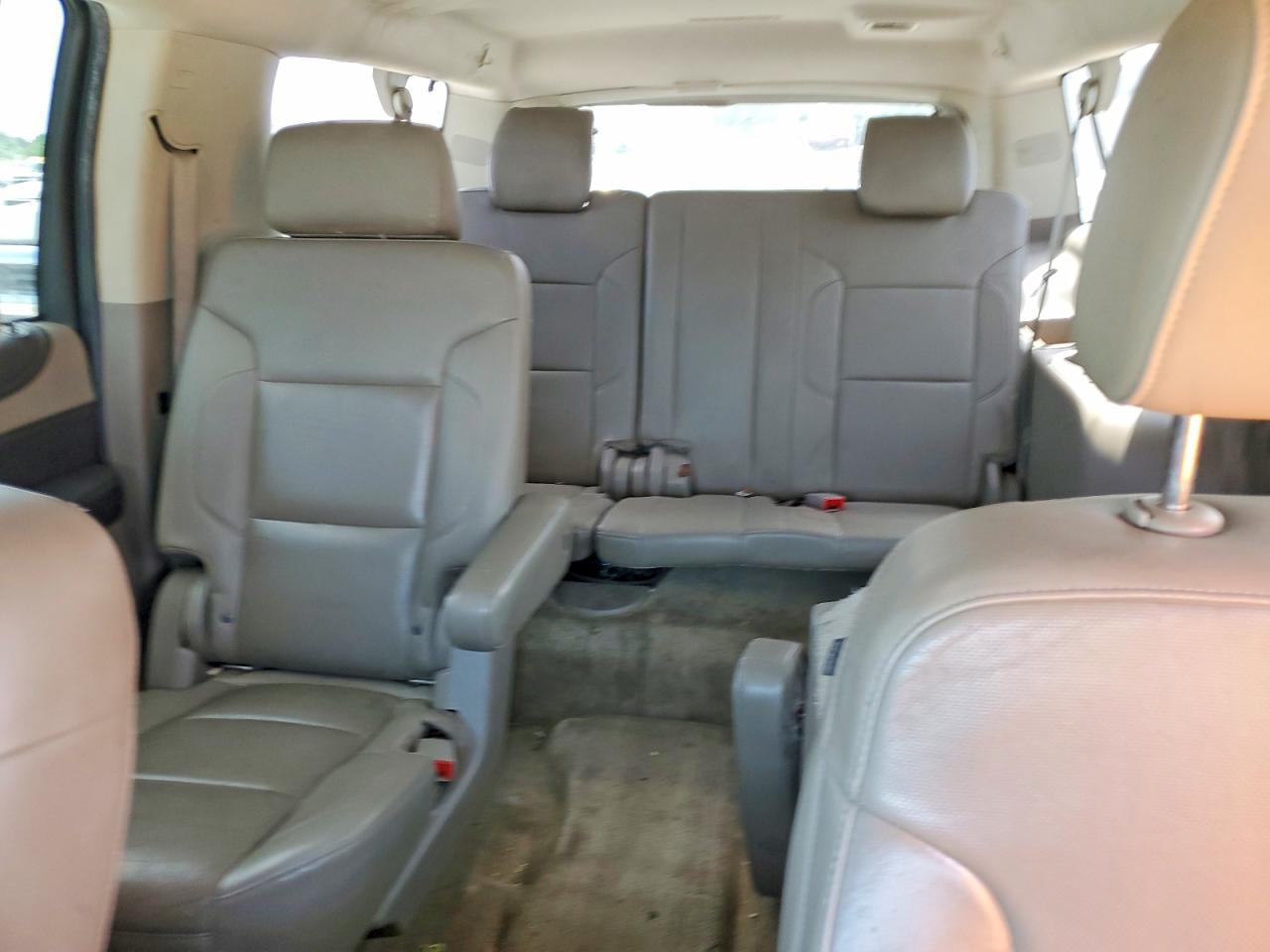 2015 Chevrolet Suburban C1500 Ltz - zdjęcie 10