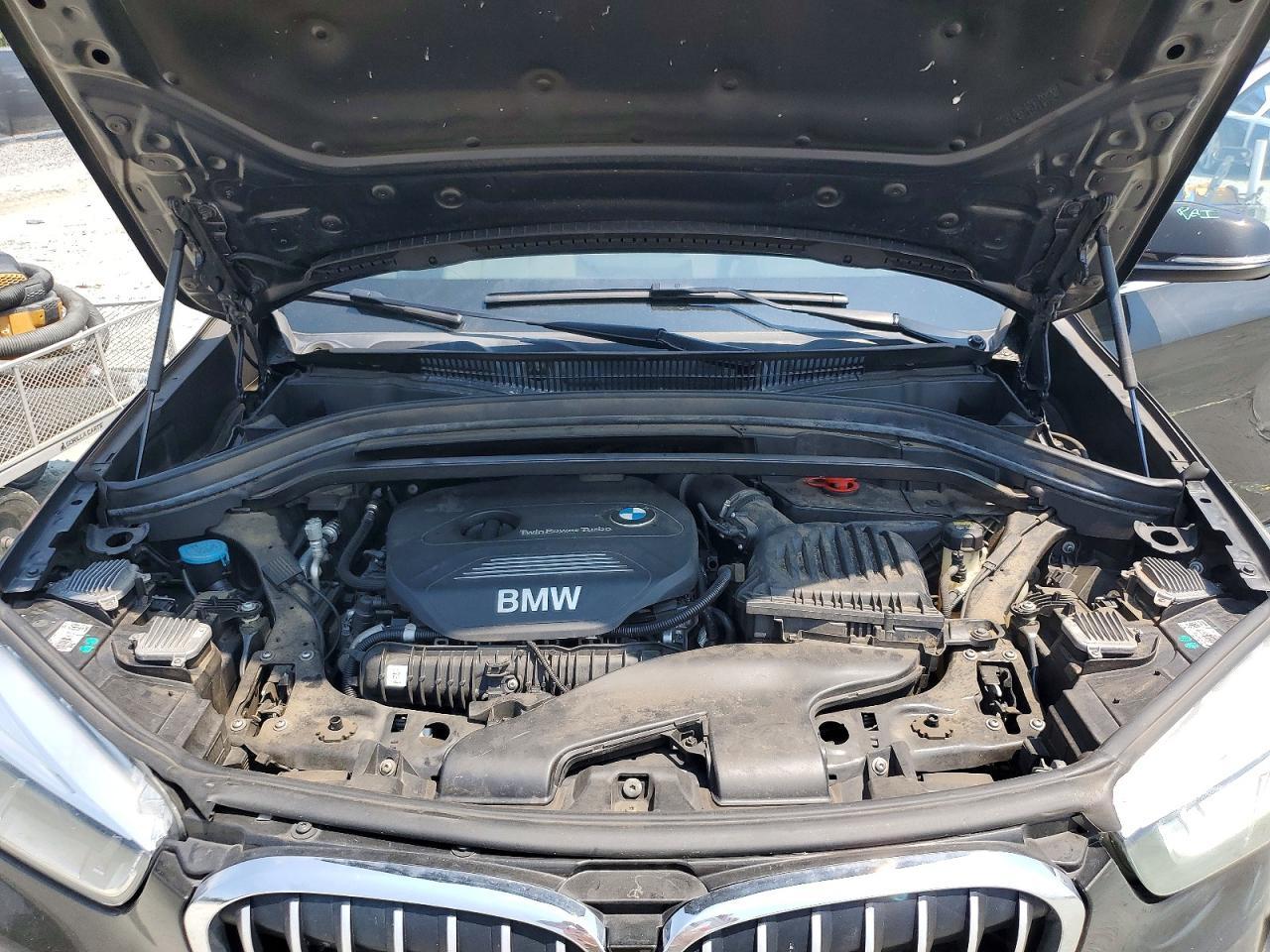 2017 BMW X1 Sdrive28I - zdjęcie 12