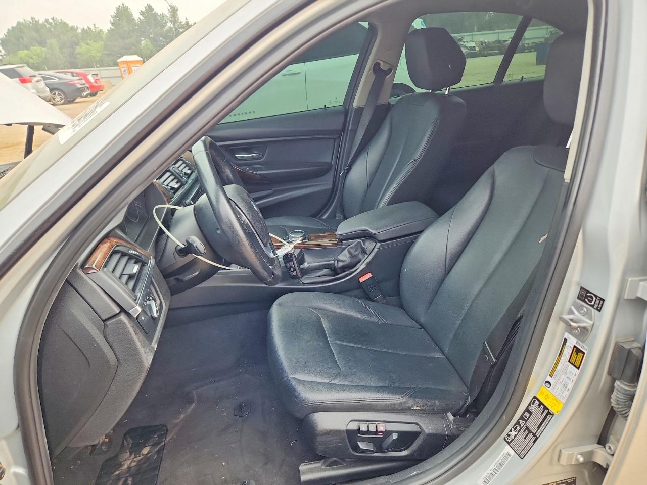 2015 BMW Seria 3 328i - zdjęcie 7