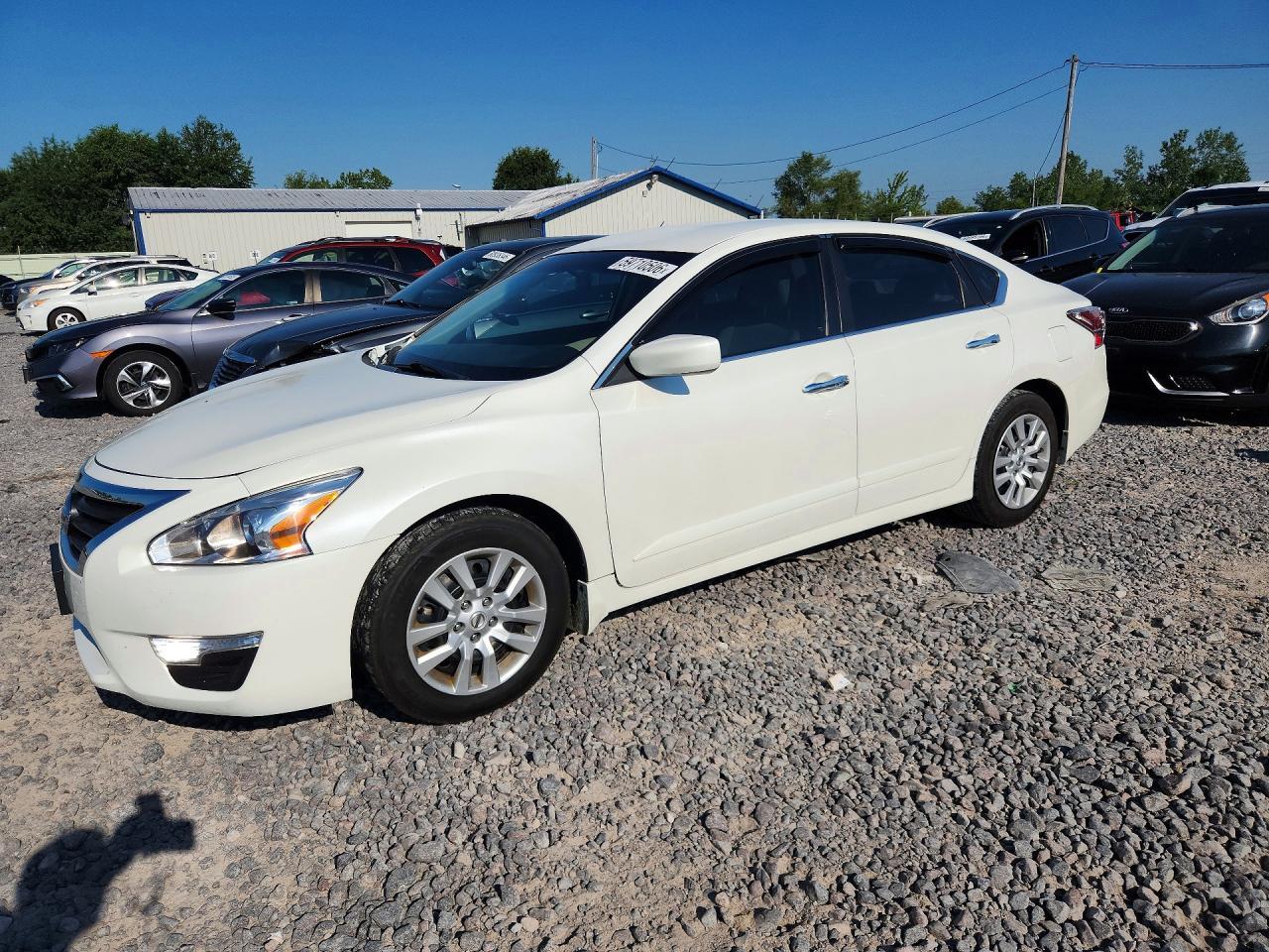 2014 Nissan Altima 2.5 S - zdjęcie główne
