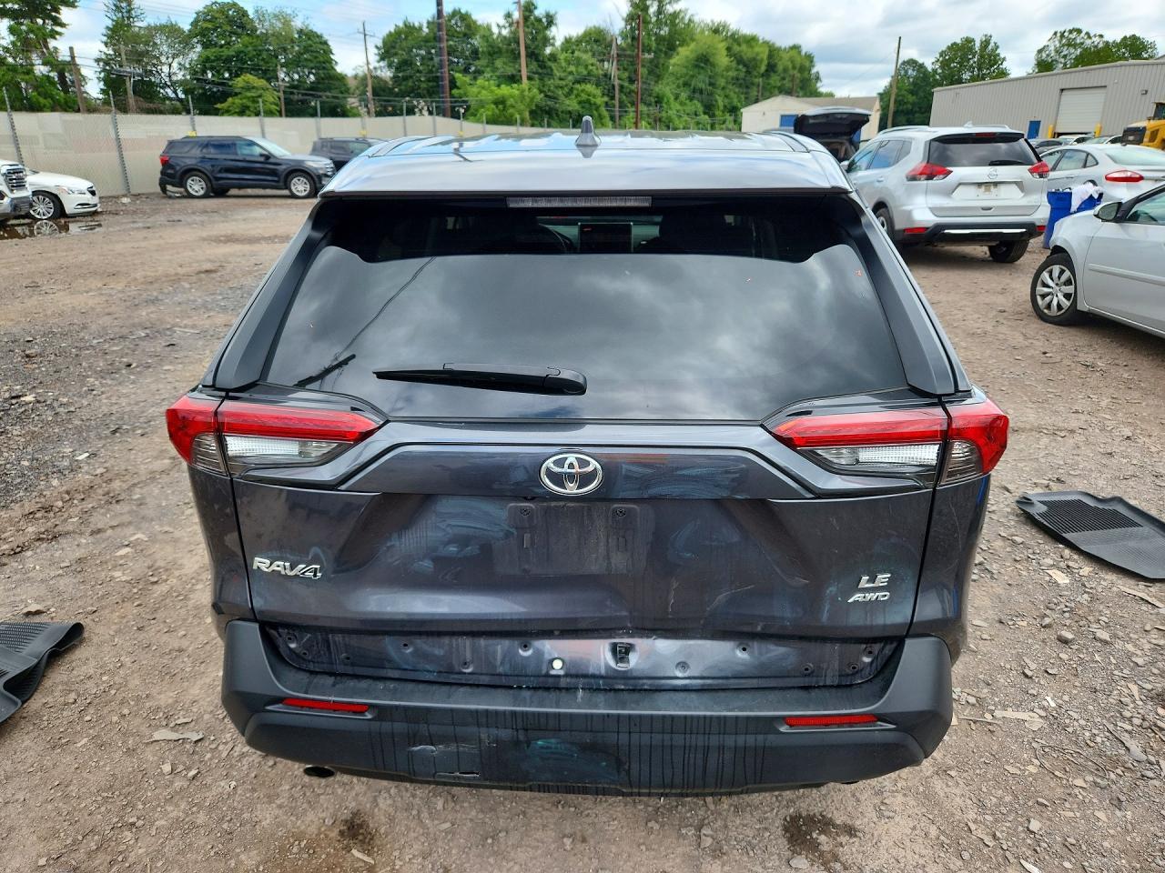 2025 Toyota Rav4 Le - zdjęcie 6