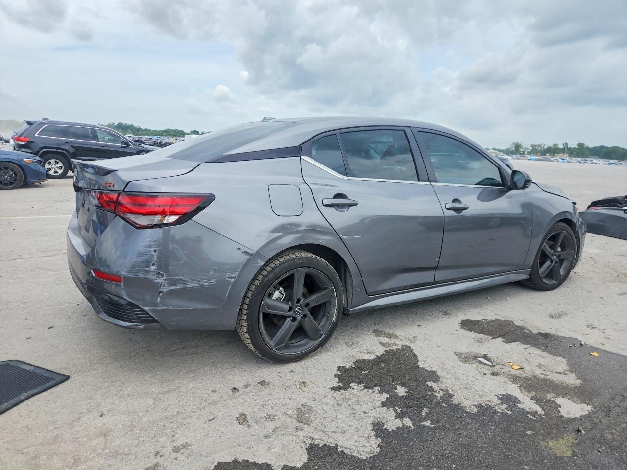 2024 Nissan Sentra Sr - zdjęcie 3