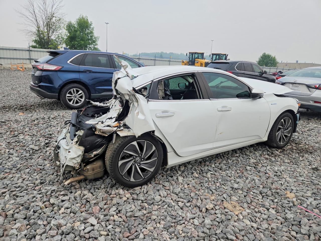 2022 Honda Insight Touring - zdjęcie 3