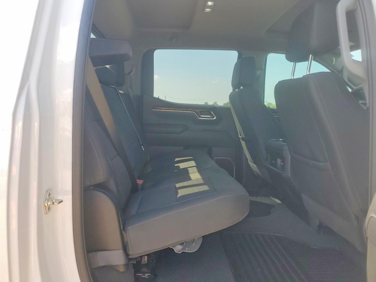 2025 Chevrolet Silverado K1500 Lt - zdjęcie 10