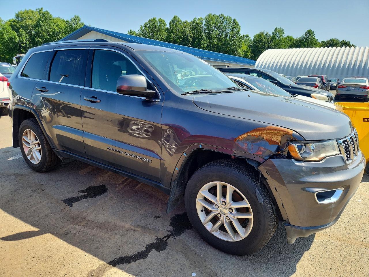 2017 Jeep Grand Cherokee Laredo - zdjęcie 4