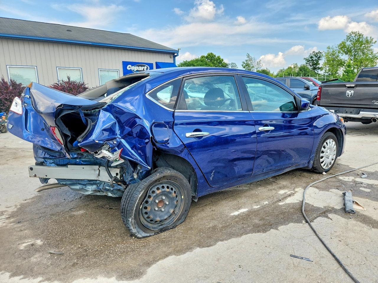 2019 Nissan Sentra S - zdjęcie 3