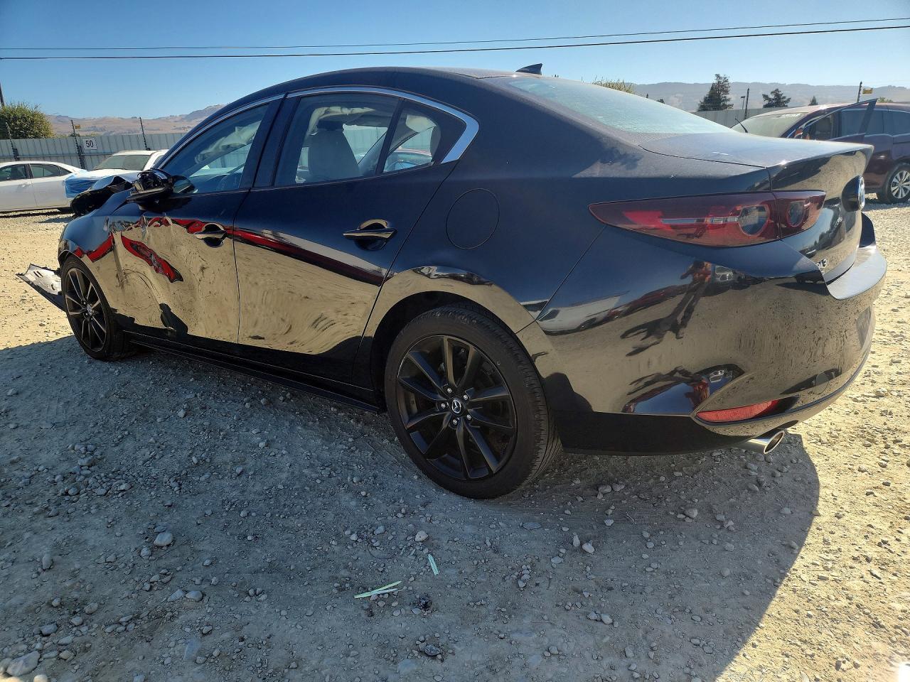 2019 Mazda 3 Preferred - zdjęcie 2